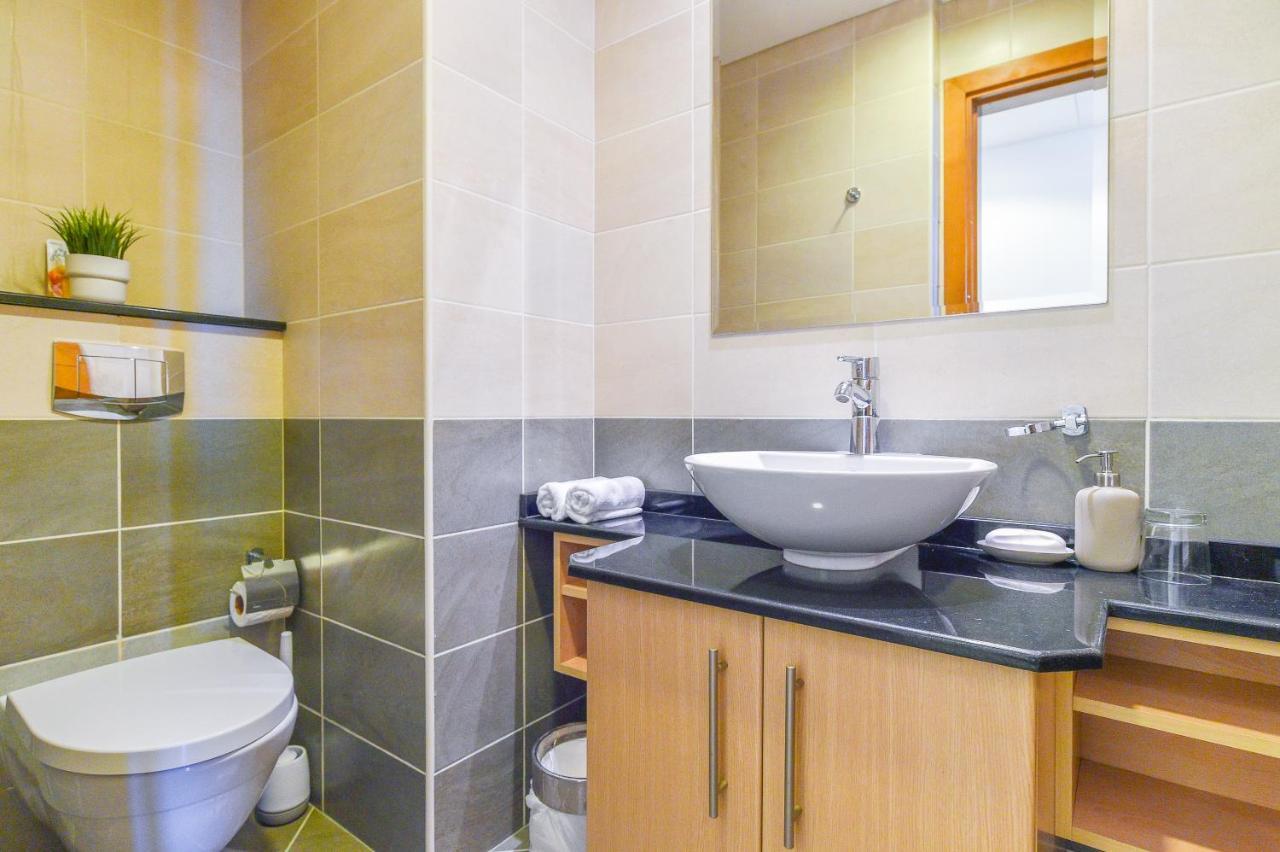 Scenic High Floor 1Br At Ocean Heights, Dubai Marina By Maxx Value Homes Luaran gambar